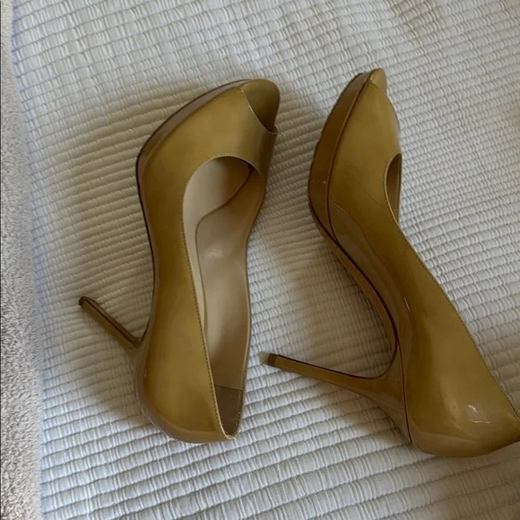 Jimmy Choo Nude Peep Toe Pumps - Picture 3 of 5